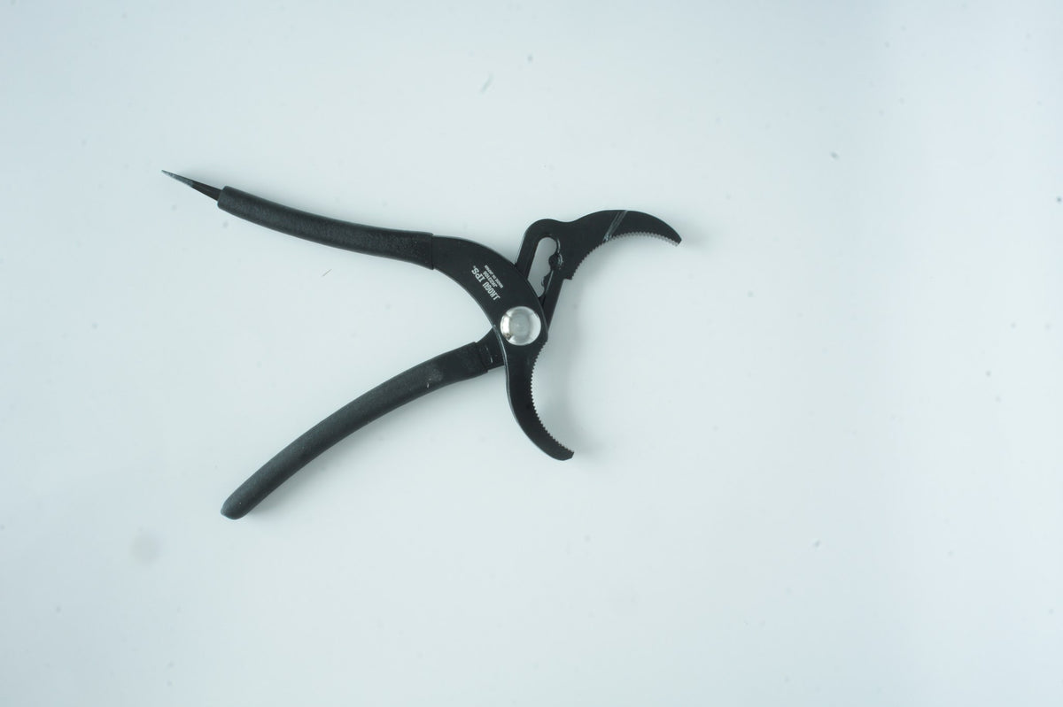 9"     Pipe Pliers
