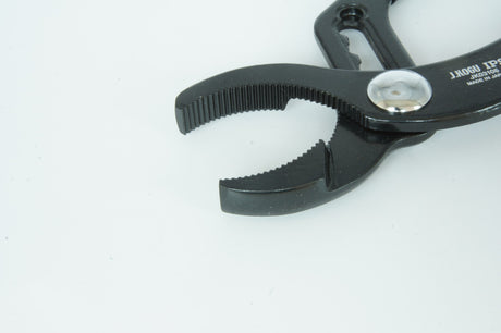9"     Pipe Pliers